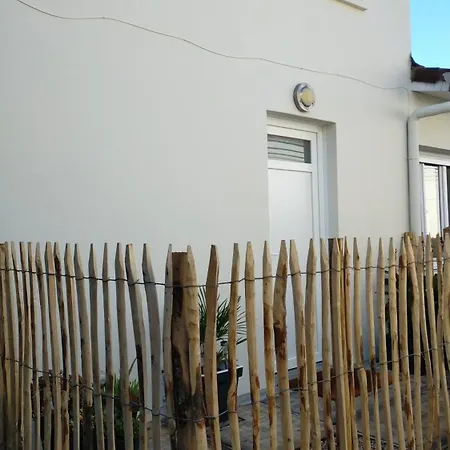 Hébergement de vacances Petite Maison Pleine De Charme